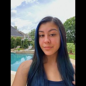 Meet your Posher, Celine